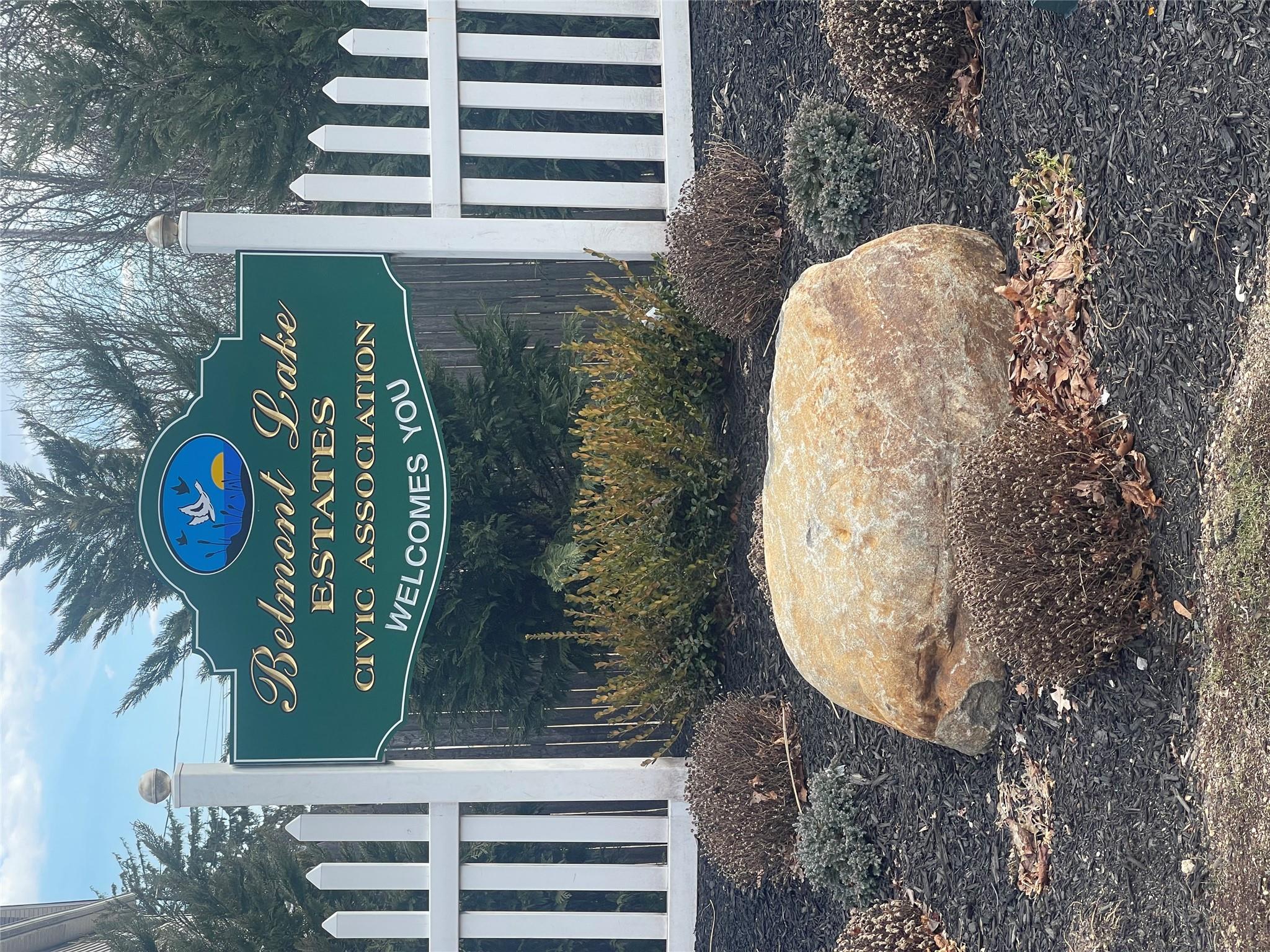 BELMONT LAKE ESTATES   8 N Hilltop Avenue, West Babylon, New York image 1