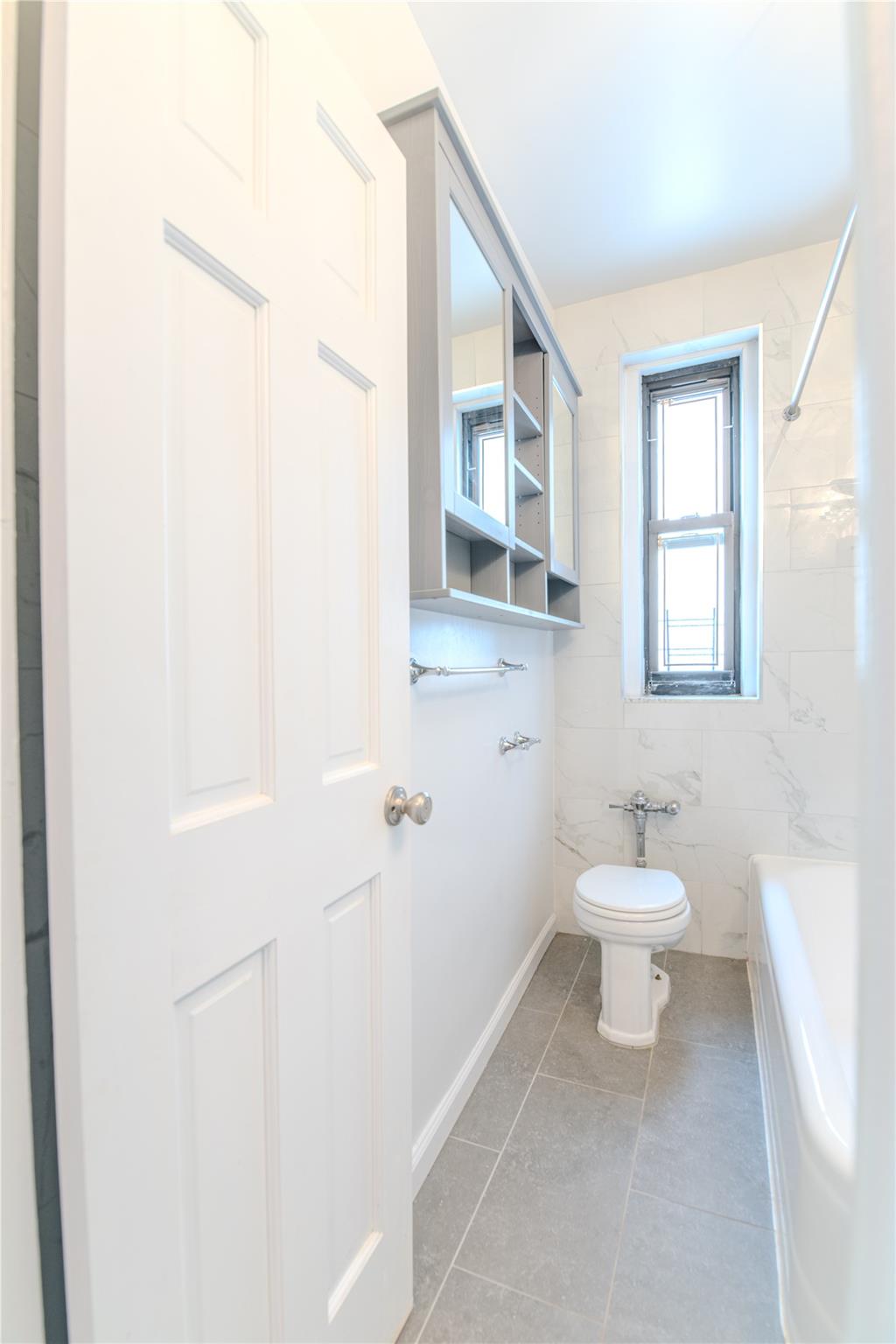 190 East Mosholu Parkway South Pkwy #3H, Bronx, New York image 4