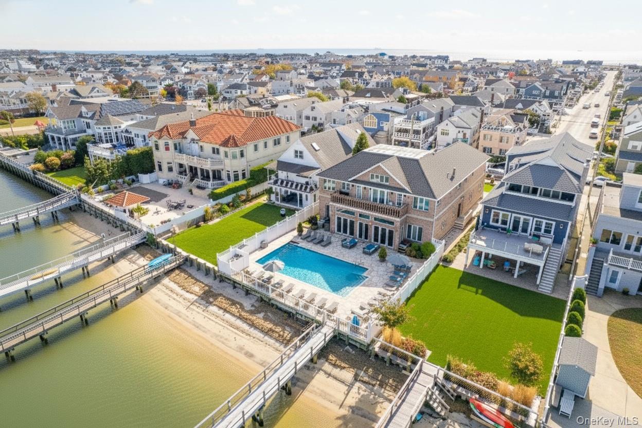 East Atlantic Beach, New York 11561, United States, 6 Bedrooms Bedrooms, ,5 BathroomsBathrooms,Residential,Coming Soon,229118