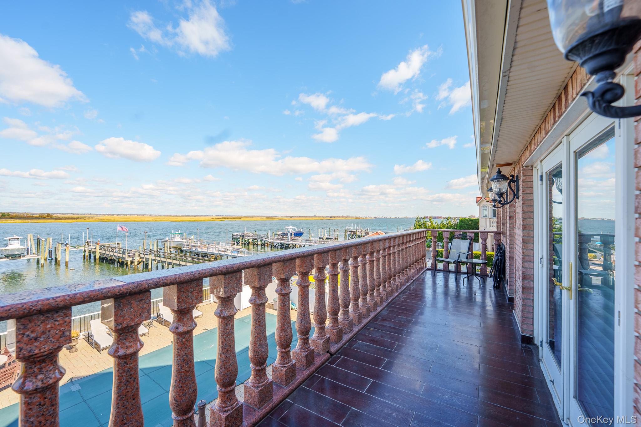 East Atlantic Beach, New York 11561, United States, 6 Bedrooms Bedrooms, ,5 BathroomsBathrooms,Residential,Coming Soon,229118