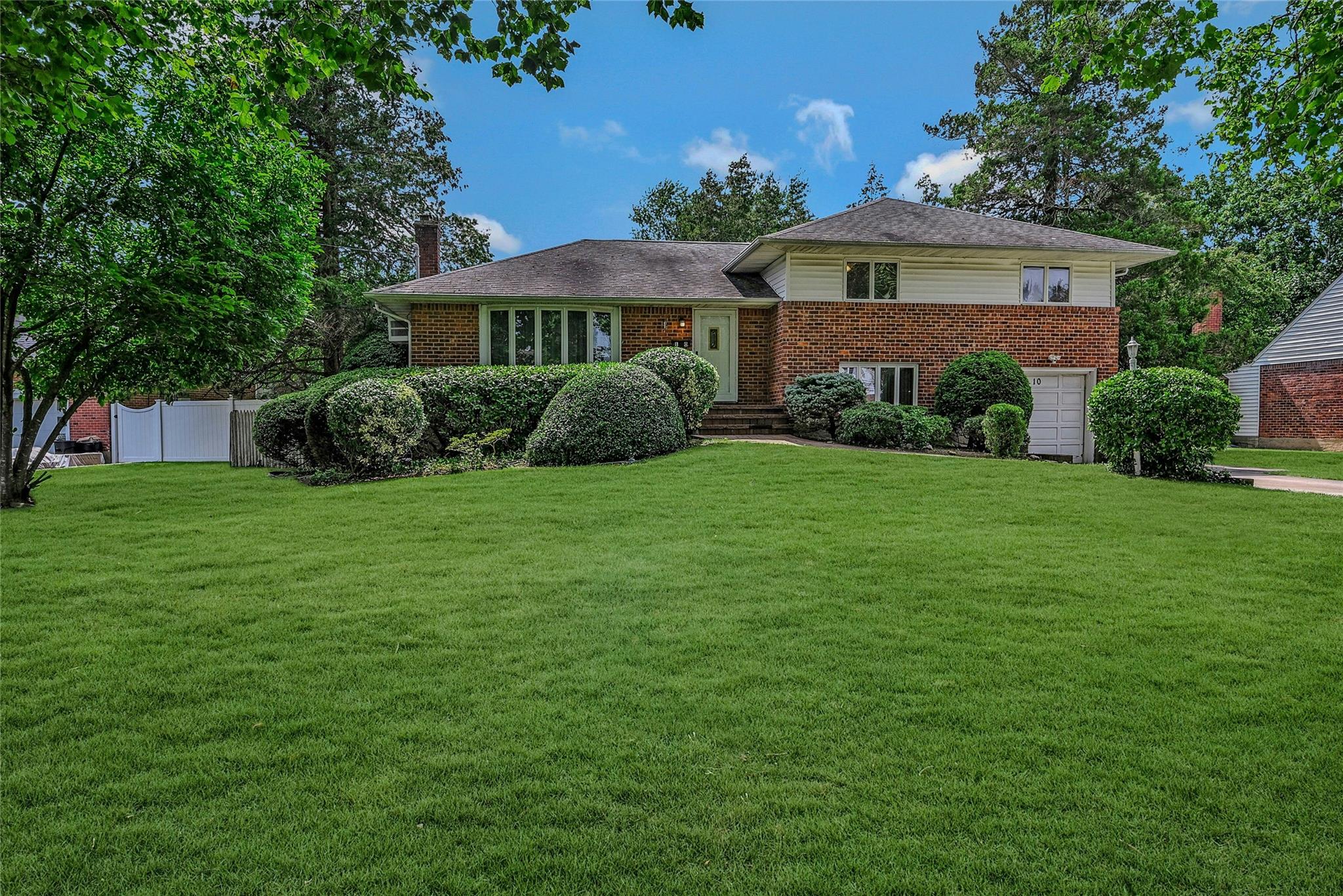 10 Orton Drive