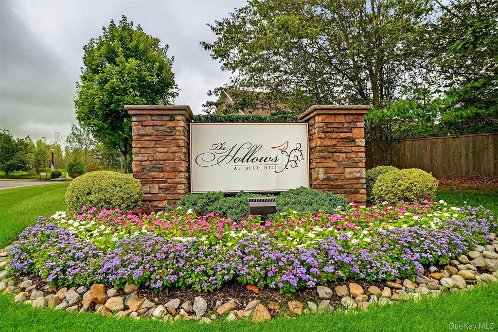 Photo of 4205 Fred Ill Jr Court, Pearl River, NY 10965 (MLS # 952796)