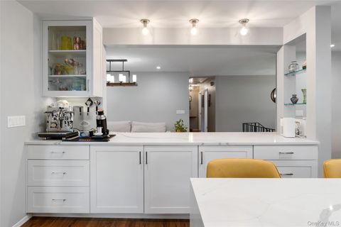 Tiny photo for 7 Dogwood Lane, Irvington, NY 10533 (MLS # 956151)