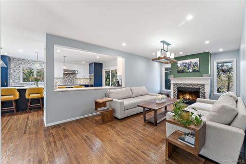 Tiny photo for 7 Dogwood Lane, Irvington, NY 10533 (MLS # 956151)