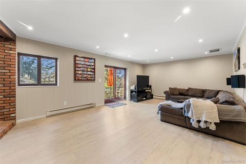 Tiny photo for 7 Dogwood Lane, Irvington, NY 10533 (MLS # 956151)