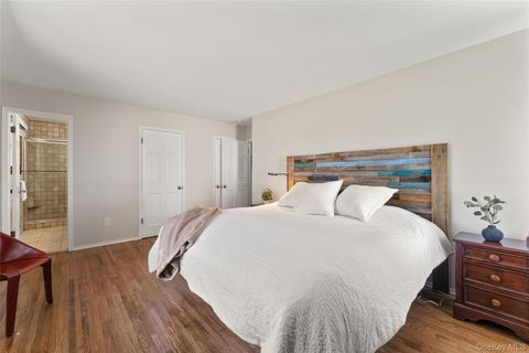 Tiny photo for 7 Dogwood Lane, Irvington, NY 10533 (MLS # 956151)