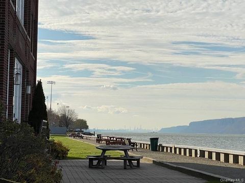 Tiny photo for 7 Dogwood Lane, Irvington, NY 10533 (MLS # 956151)