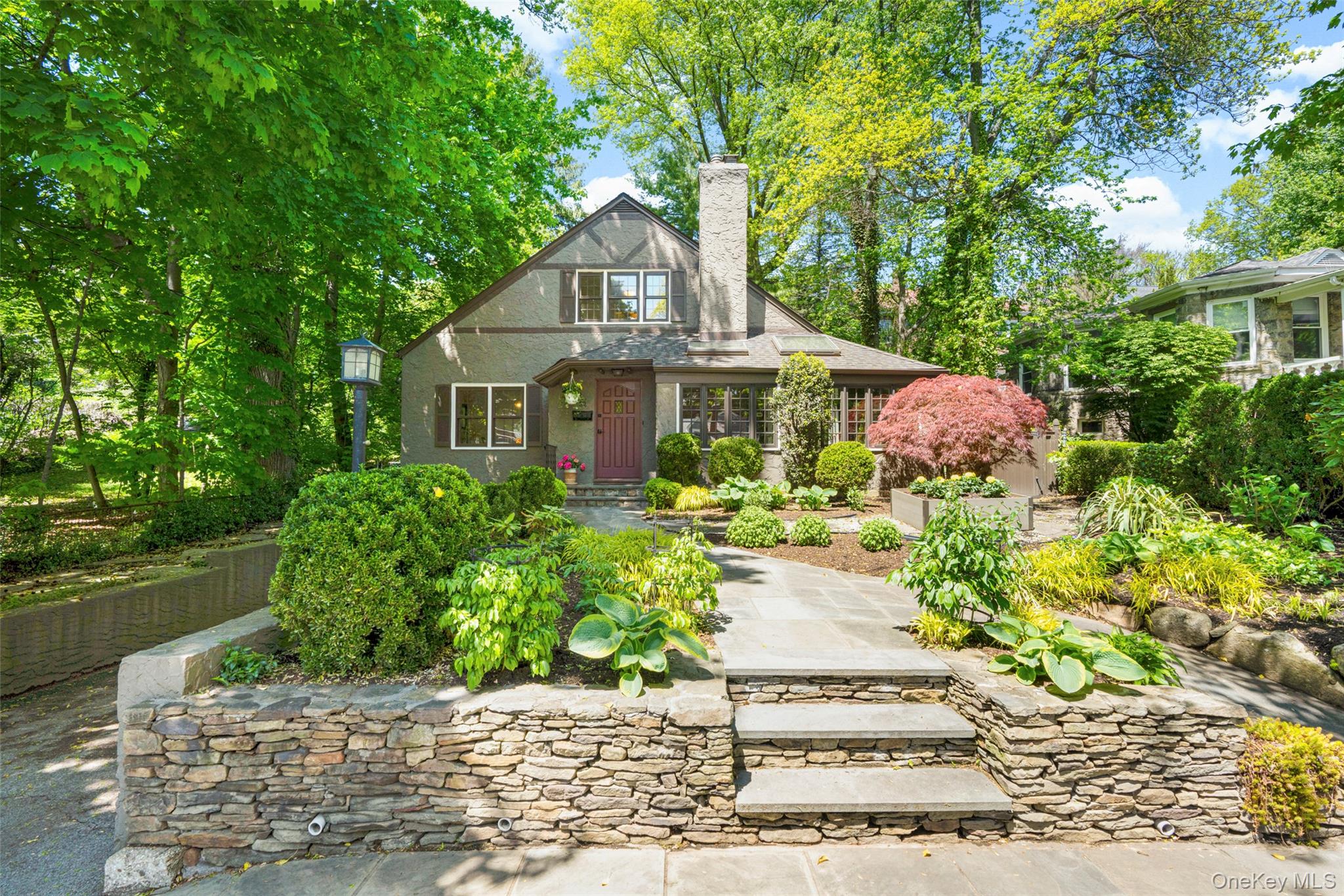 62 Myrtle Boulevard