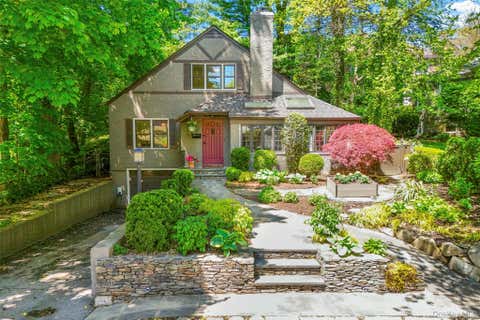 Homes For Sale - 62 Myrtle Boulevard<br/> Larchmont, NY 10538