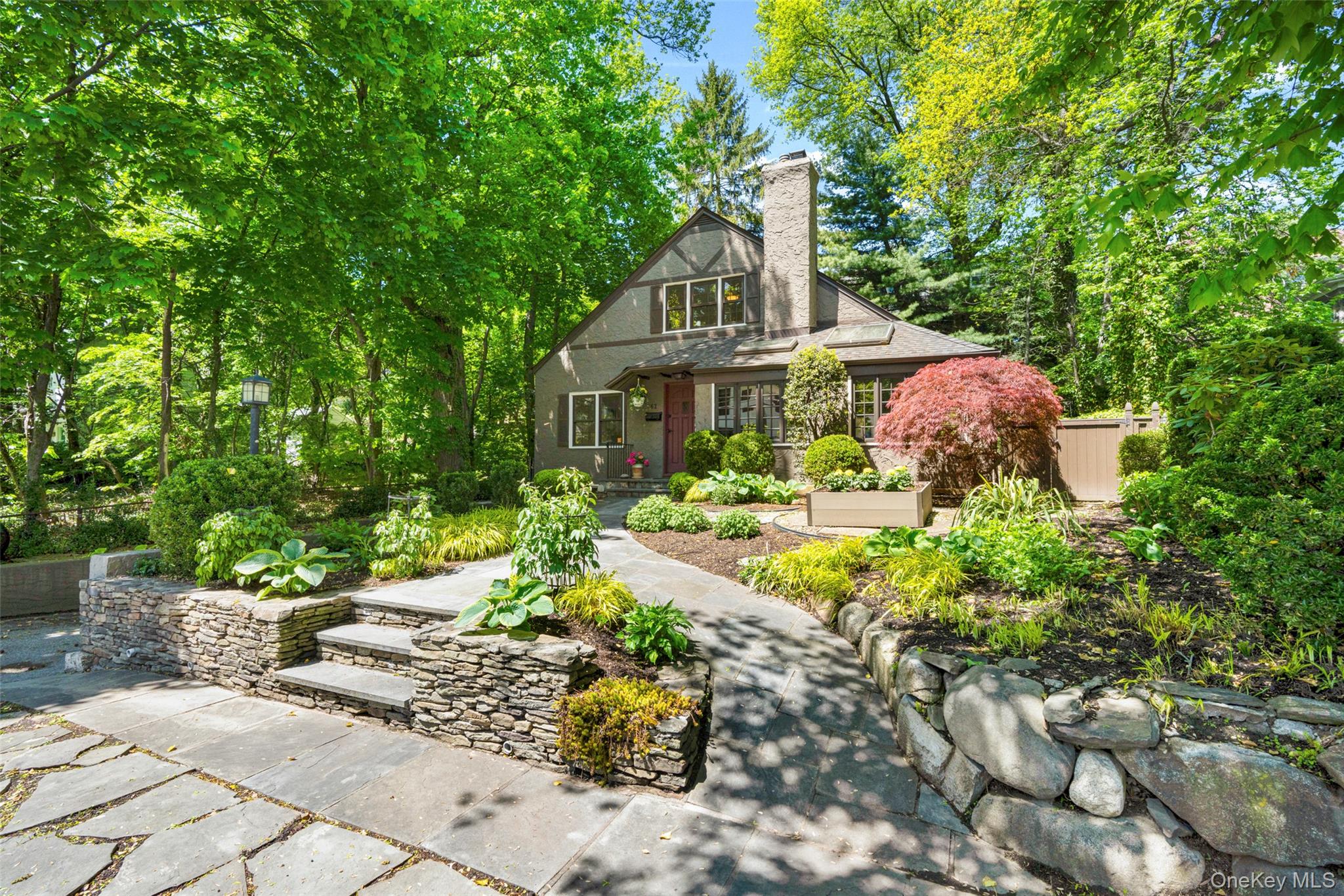 62 Myrtle Boulevard