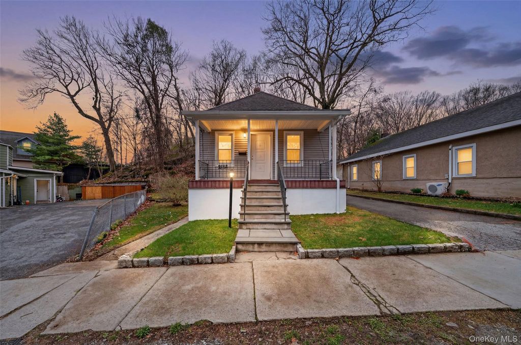 Photo of 222 Bleakley Avenue, Buchanan, NY 10511 (MLS # 980760)