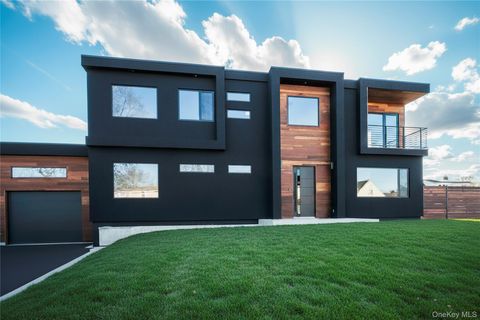 Homes For Sale - 1 Short Lane<br/> Levittown, NY 11756