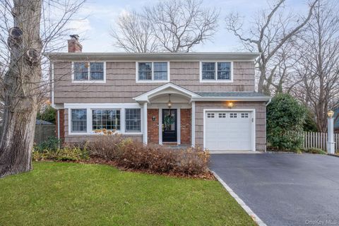 3 Kew Court Huntington NY 11743