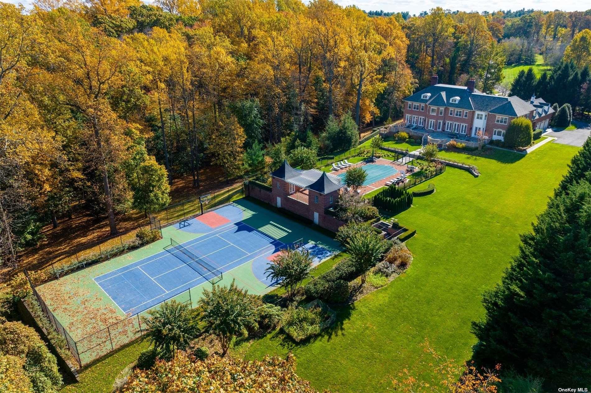 6 La Colline Drive, Mill Neck, New York image 32