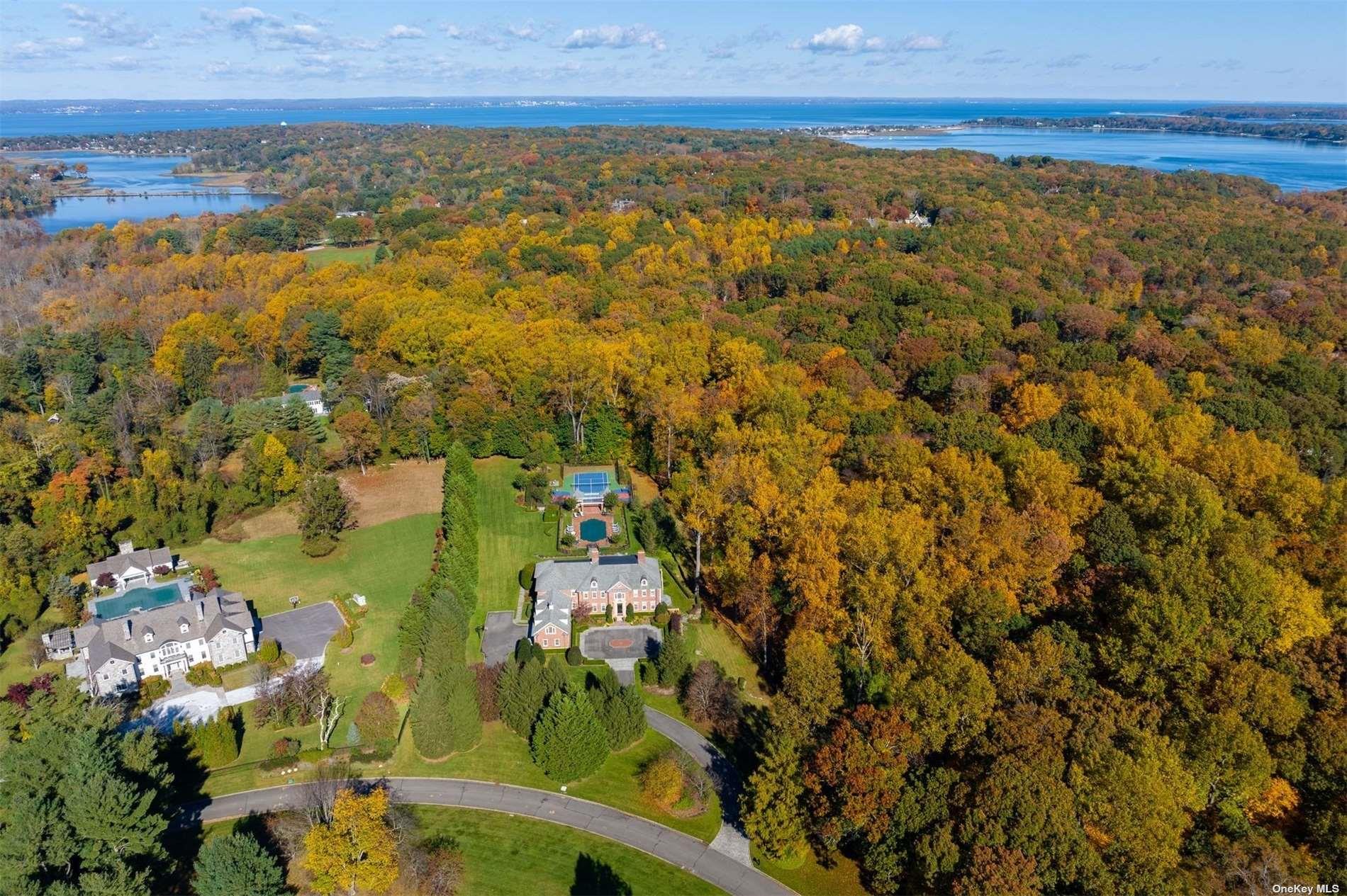 6 La Colline Drive, Mill Neck, New York image 34