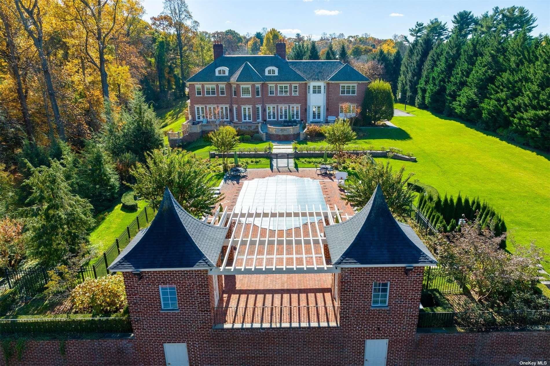 6 La Colline Drive, Mill Neck, New York image 31