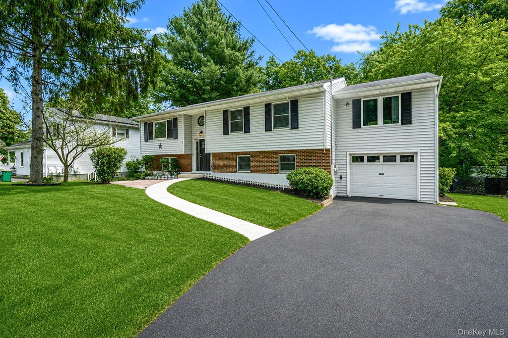 Photo of 94 Crestwood Boulevard, Poughkeepsie, NY 12603 (MLS # 1012380)