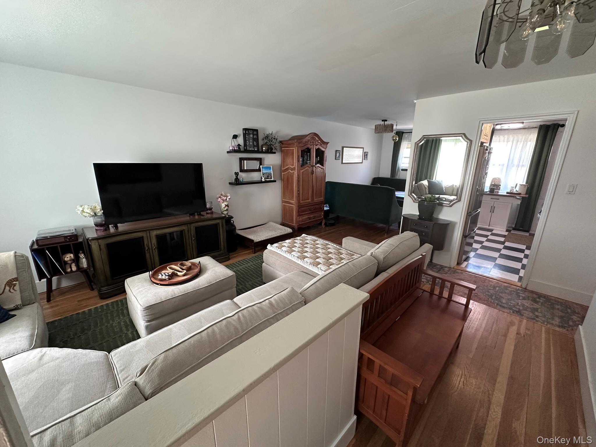 212-23 16 Avenue 159