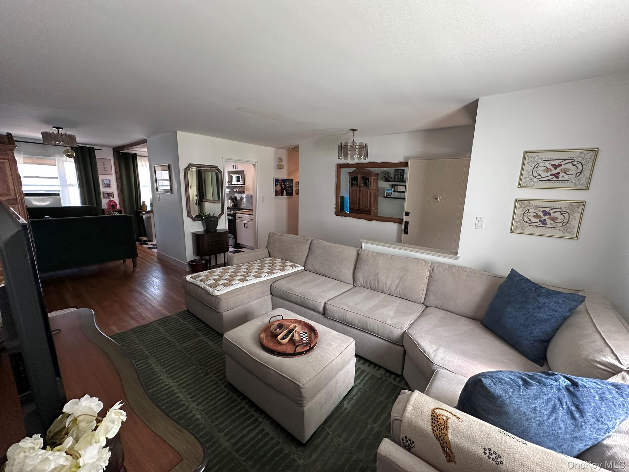 212-23 16 Avenue 159