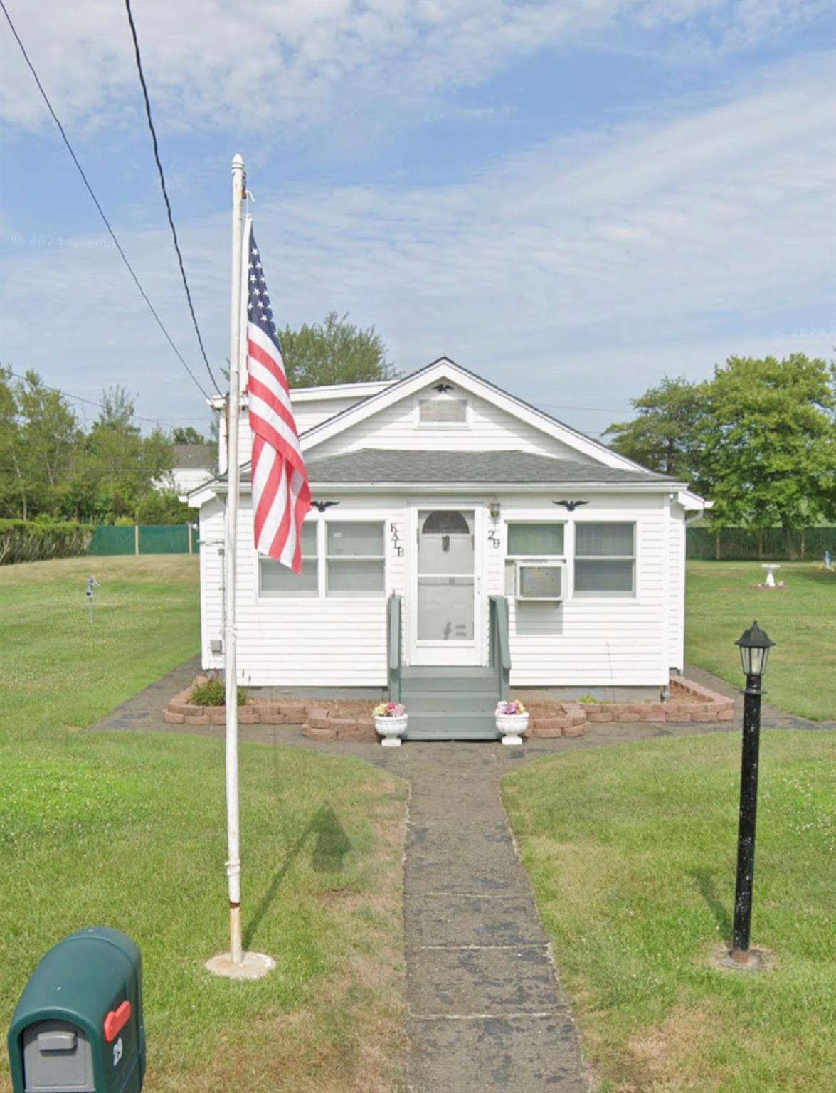 29 Magnolia Drive, Mastic Beach, New York image 1