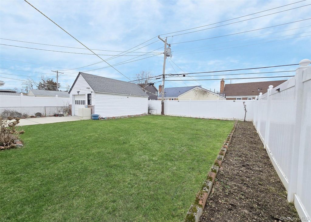 Photo of 43 McAlester Avenue, Hicksville, NY 11801 (MLS # 974200)