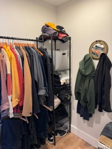 Beacon, New York 12508, United States, 1 Bedroom Bedrooms, ,2 BathroomsBathrooms,Residential,Active,215646