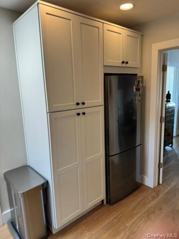 Beacon, New York 12508, United States, 1 Bedroom Bedrooms, ,2 BathroomsBathrooms,Residential,Active,215646