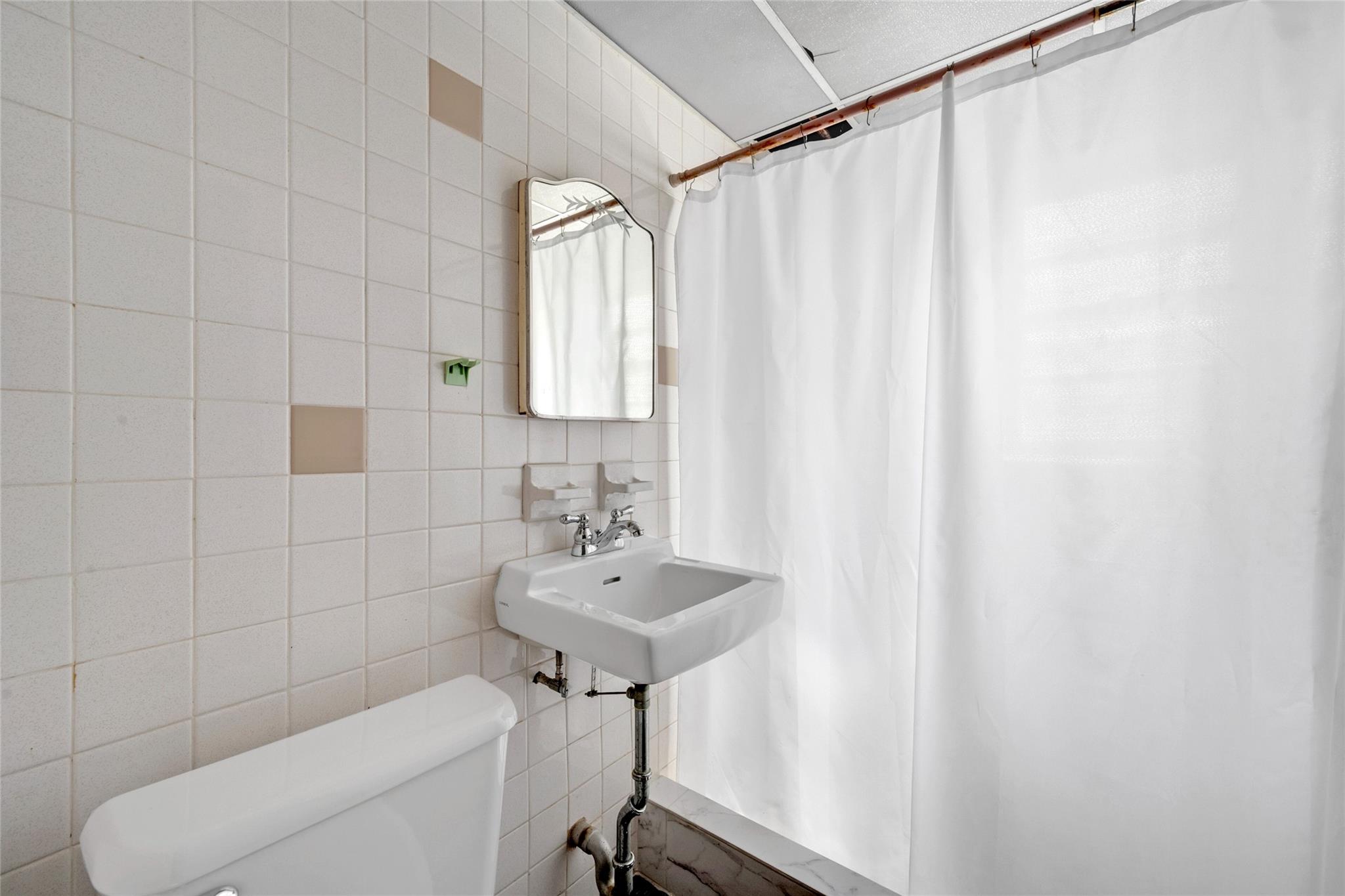 92 Earley Street, Bronx, New York image 23