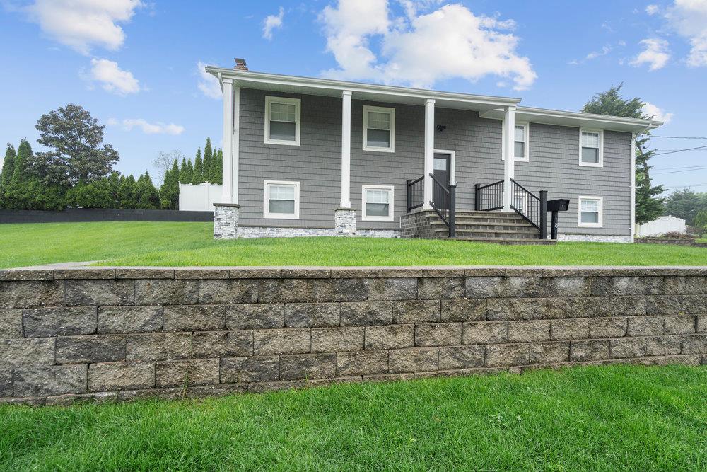 181 Central Park Road, Plainview, New York image 4