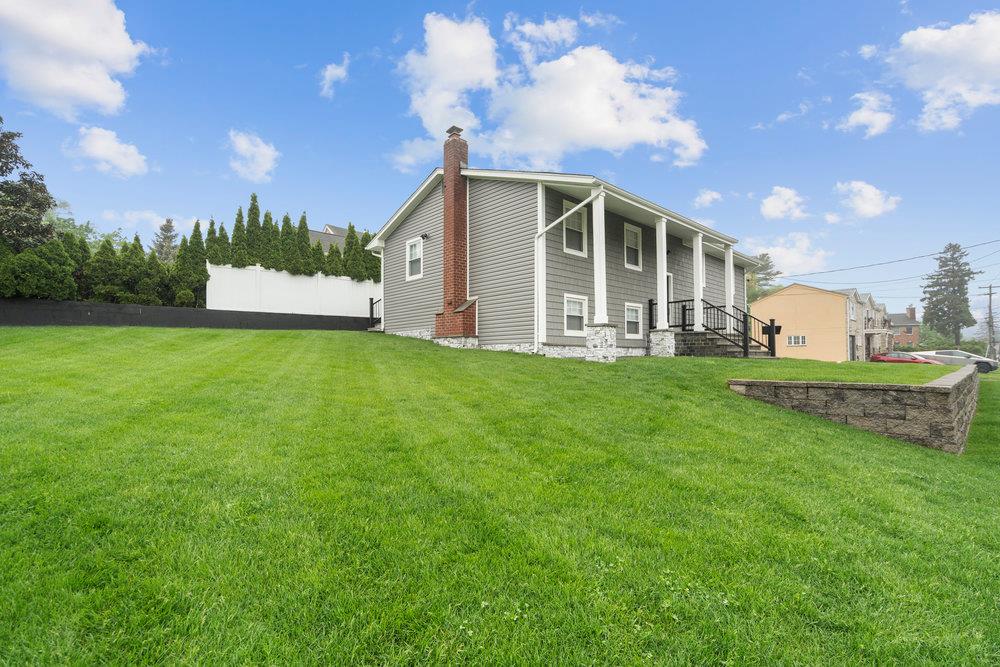 181 Central Park Road, Plainview, New York image 3