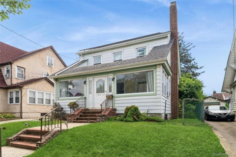 Homes For Sale - 192-10 104th Avenue<br/> Queens County, Saint Albans, NY 11412