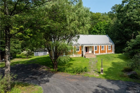 Homes For Sale - 248 Stoll Road<br/> Saugerties, NY 12477