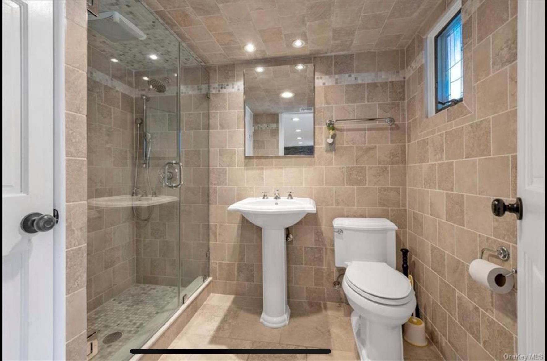 2733 Lee Place, Bellmore, New York image 10