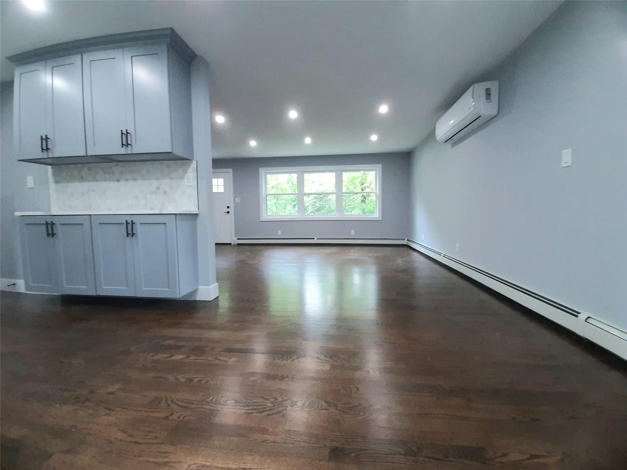 495 Stanton Terrace