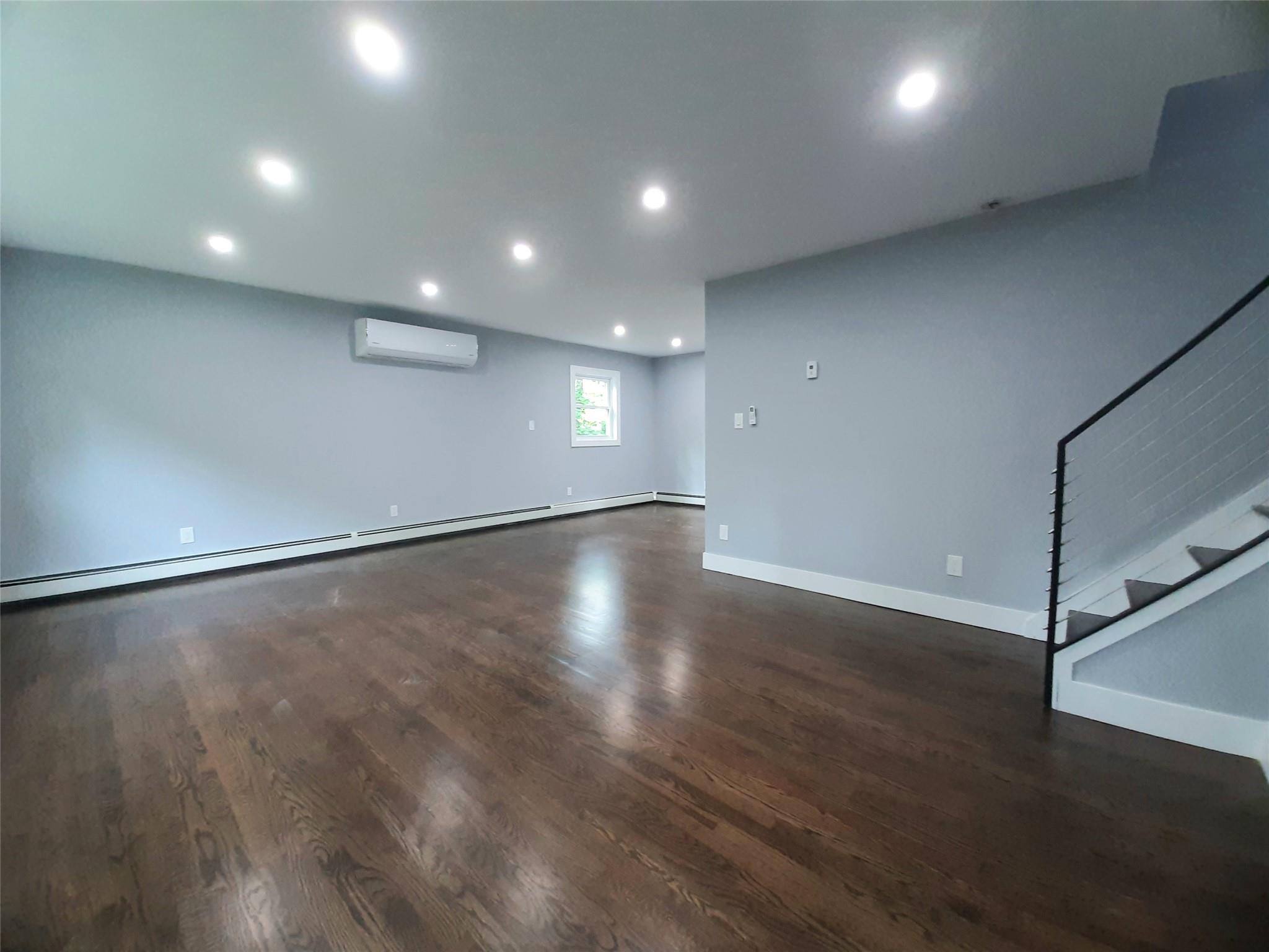 495 Stanton Terrace