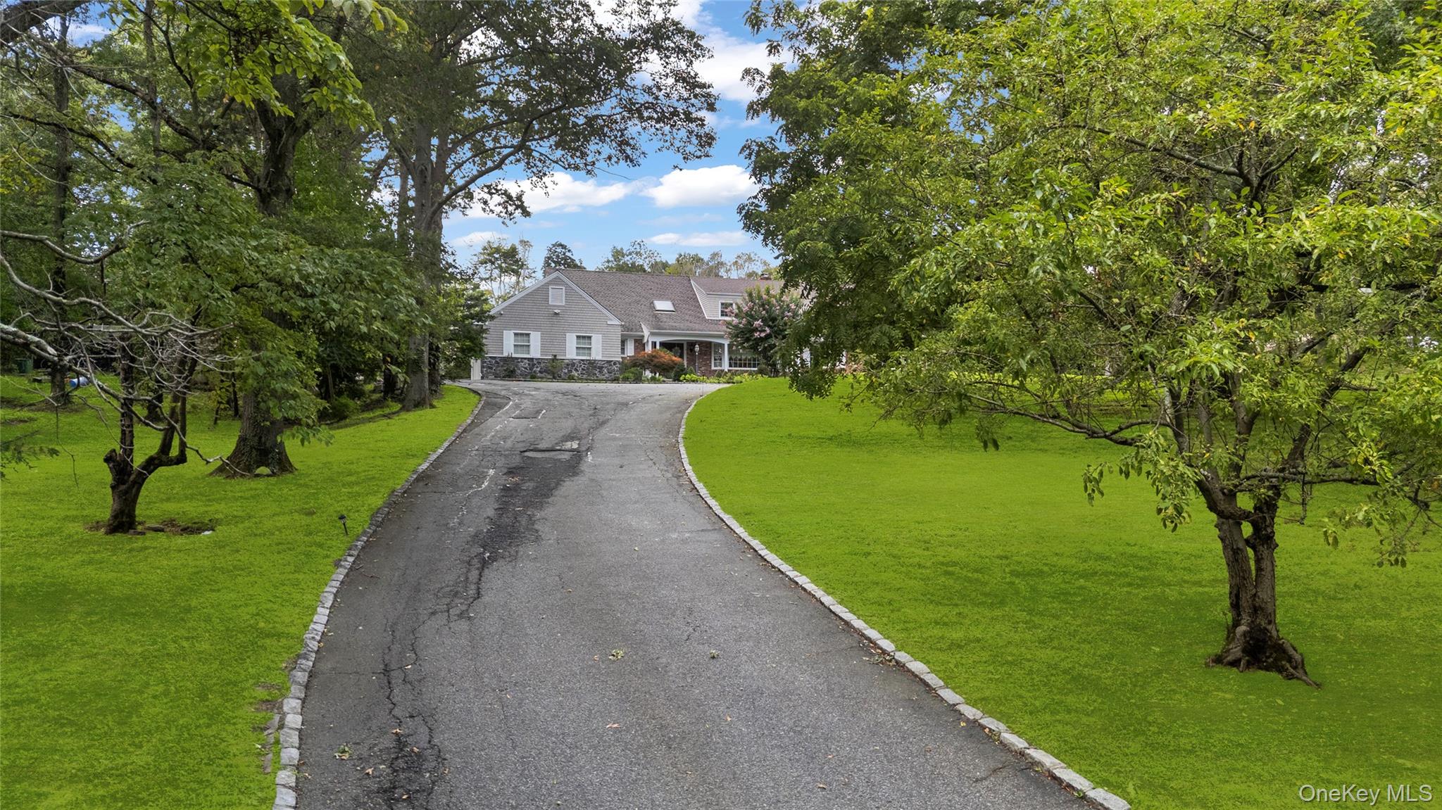 8 August Lane
