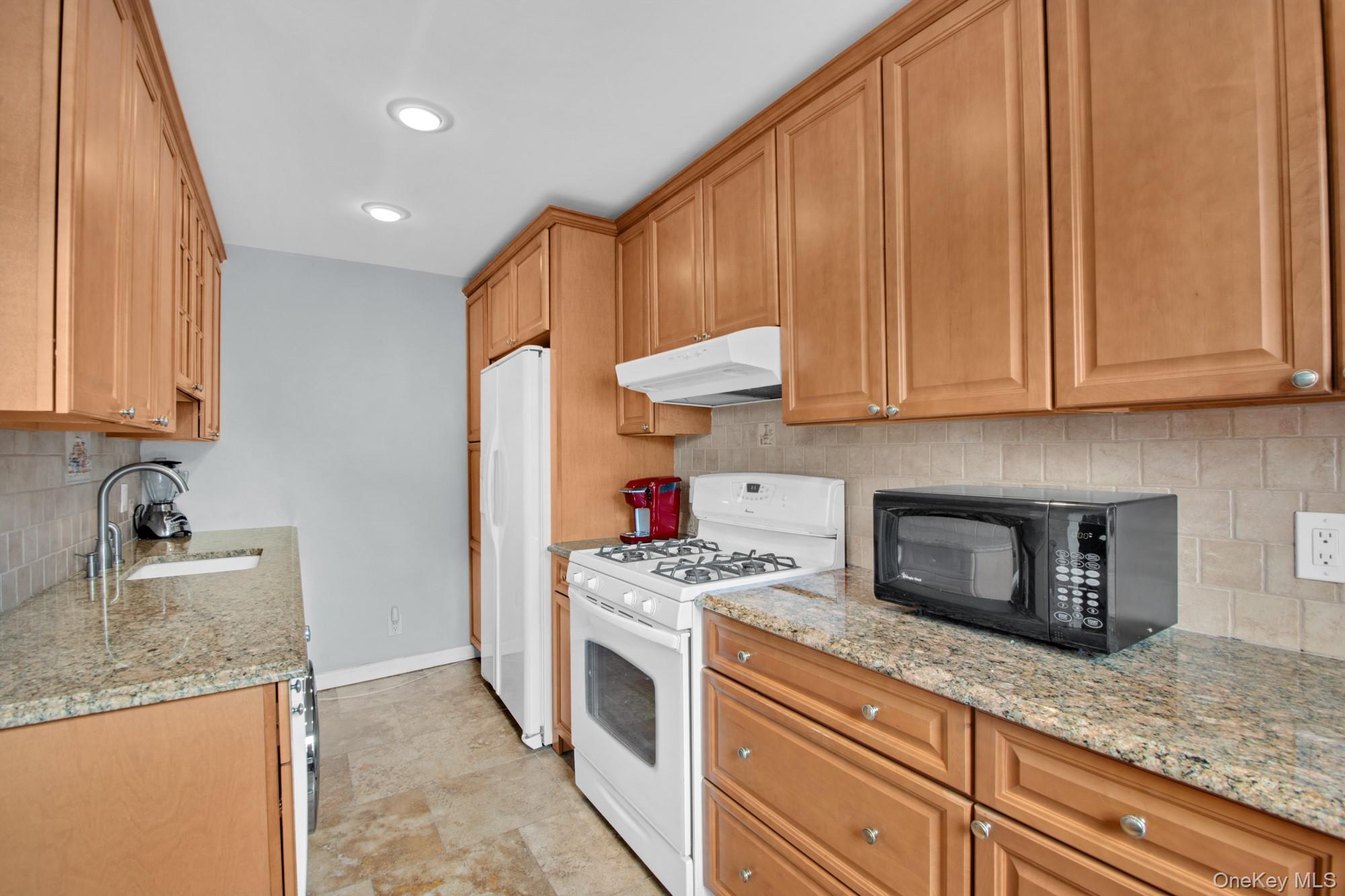 21-29 Utopia Parkway Upstairs