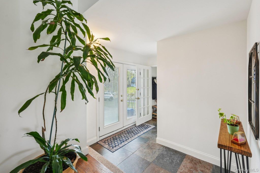 Photo of 254 Congers Road, New City, NY 10956 (MLS # 979932)