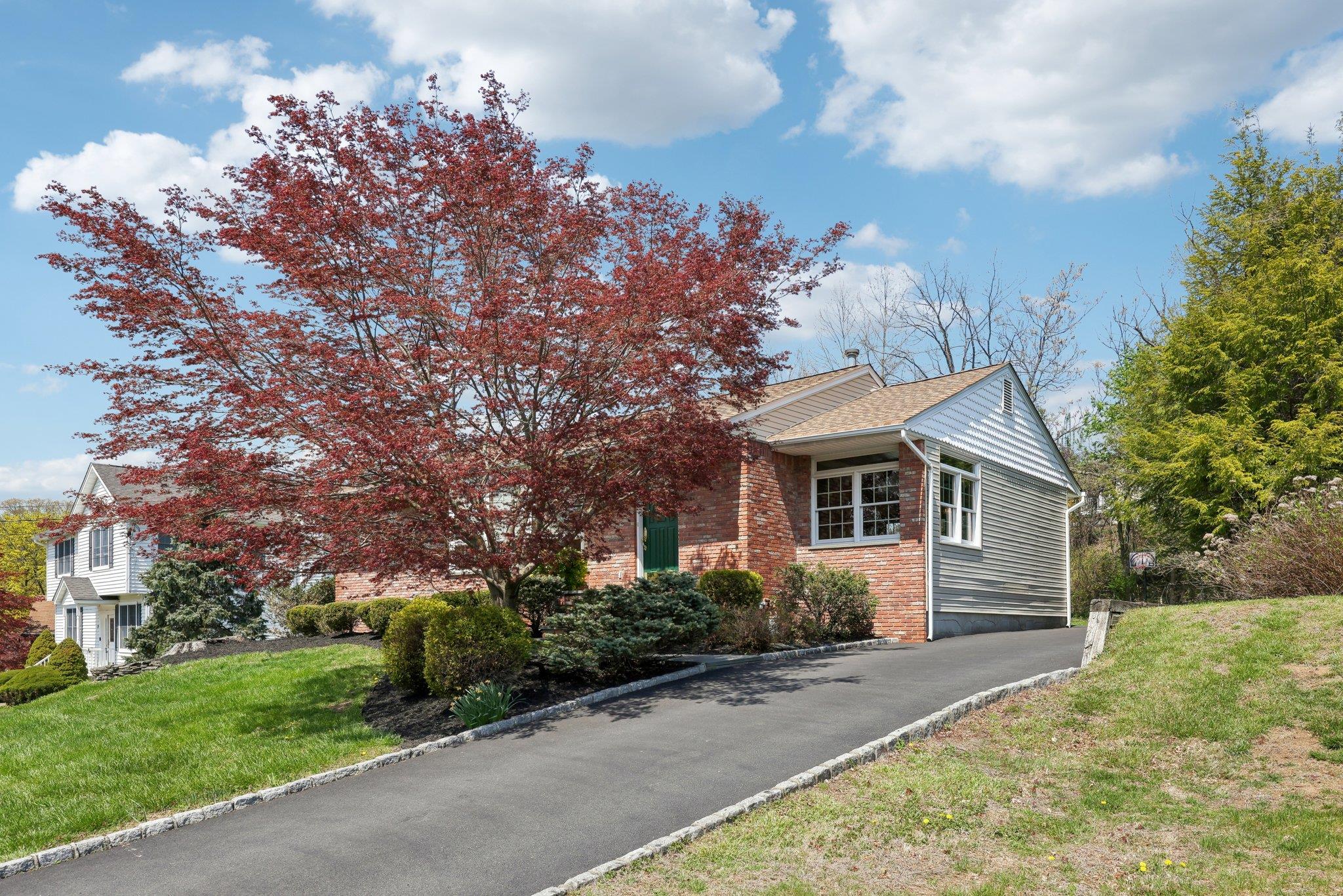 21 Jackson Drive, Stony Point, New York image 2