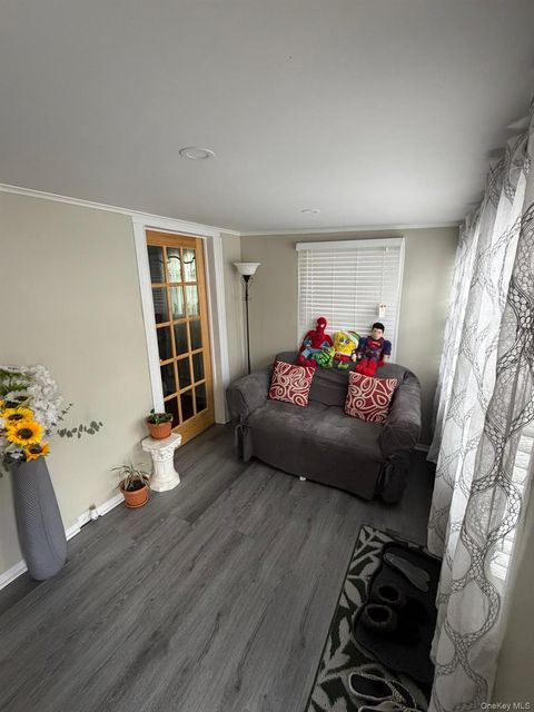 Photo of 10222 85th Avenue, Richmond Hill North, NY 11418 (MLS # 931230)