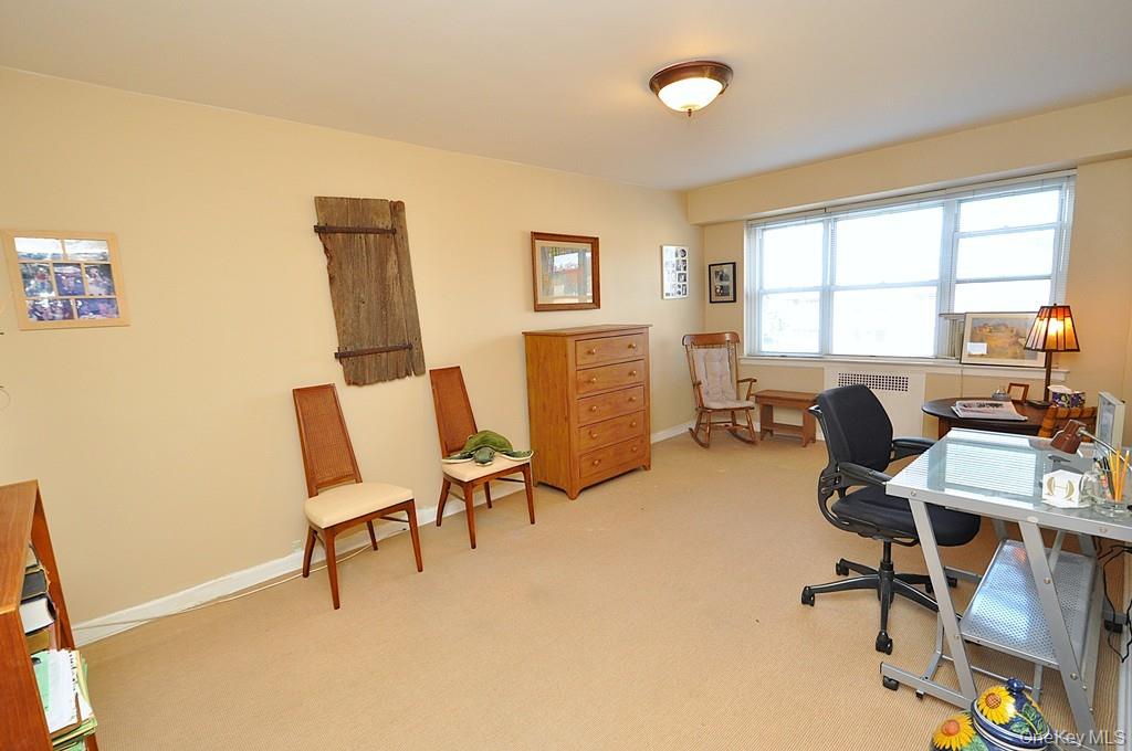 Scarsdale, New York 10583, United States, 2 Bedrooms Bedrooms, ,2 BathroomsBathrooms,Residential,Active,228089