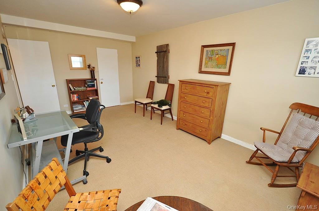 Scarsdale, New York 10583, United States, 2 Bedrooms Bedrooms, ,2 BathroomsBathrooms,Residential,Active,228089