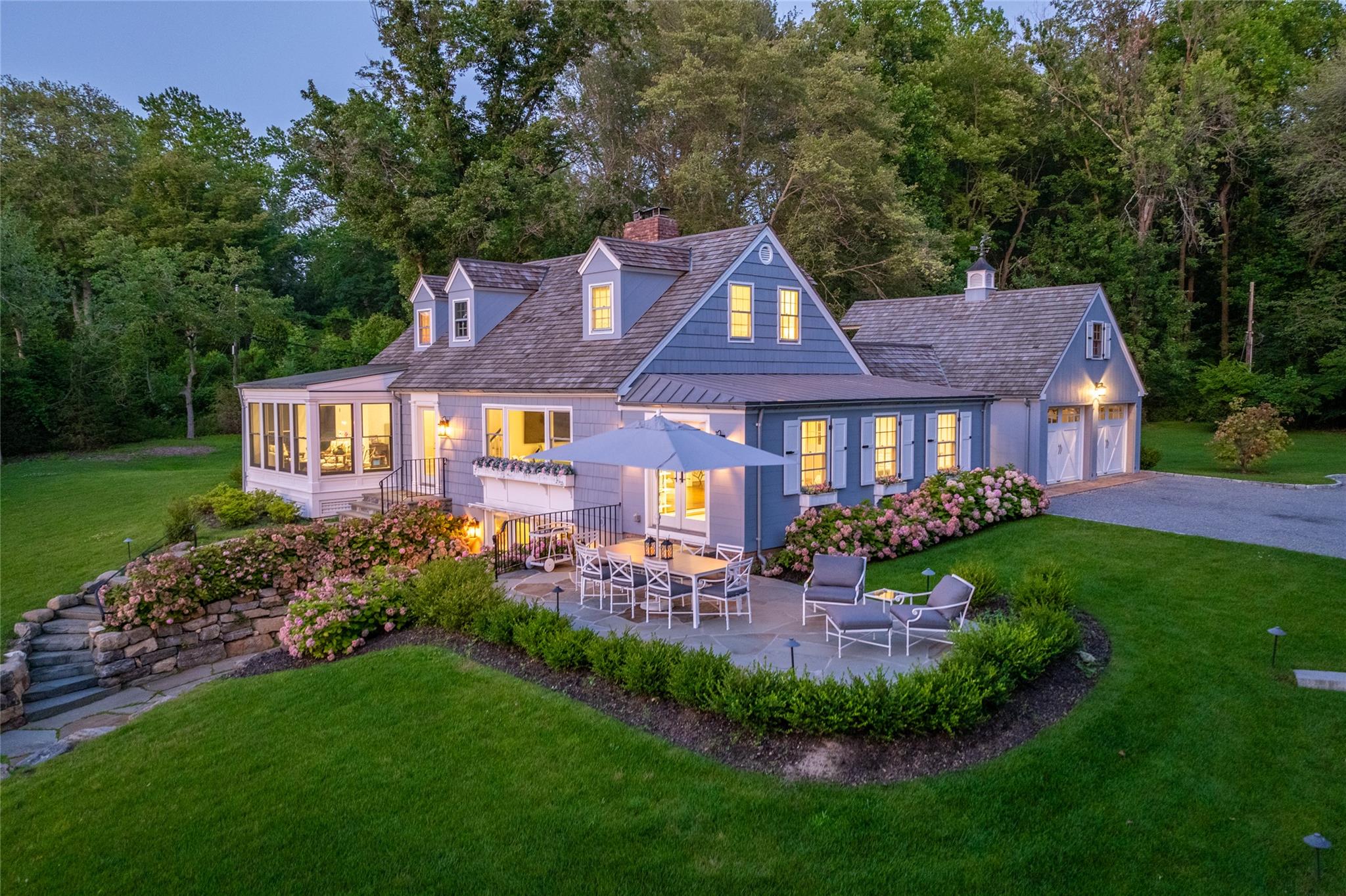 527 Centre Island Road