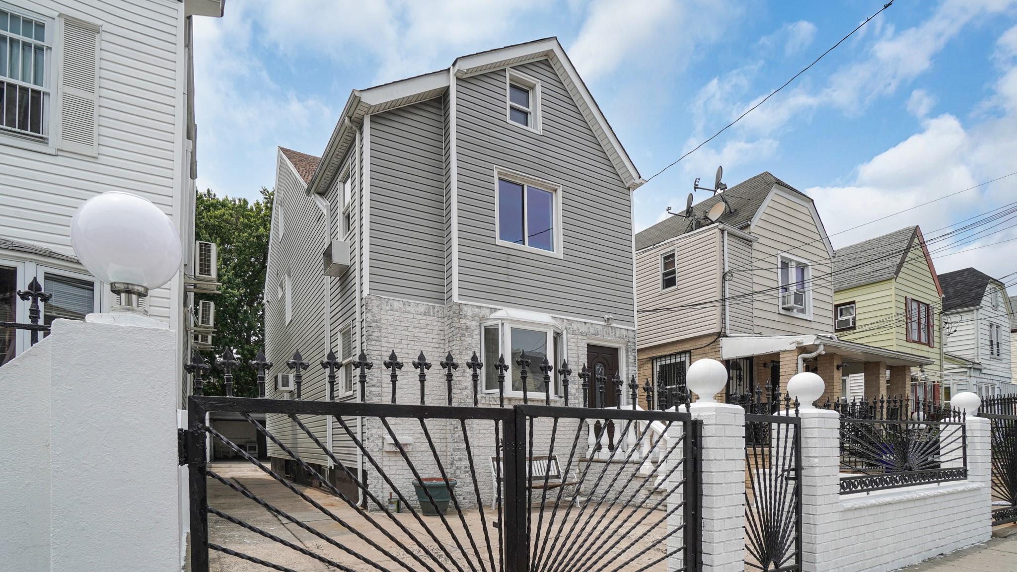Property for Sale at 184th Place, Hollis, Queens, NY - Bedrooms: 4 
Bathrooms: 3  - $1,149,000