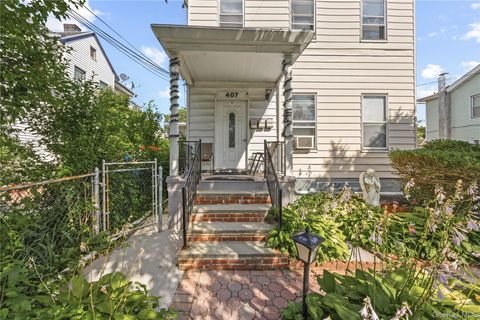 407 N Macquesten Parkway Mount Vernon NY 10552