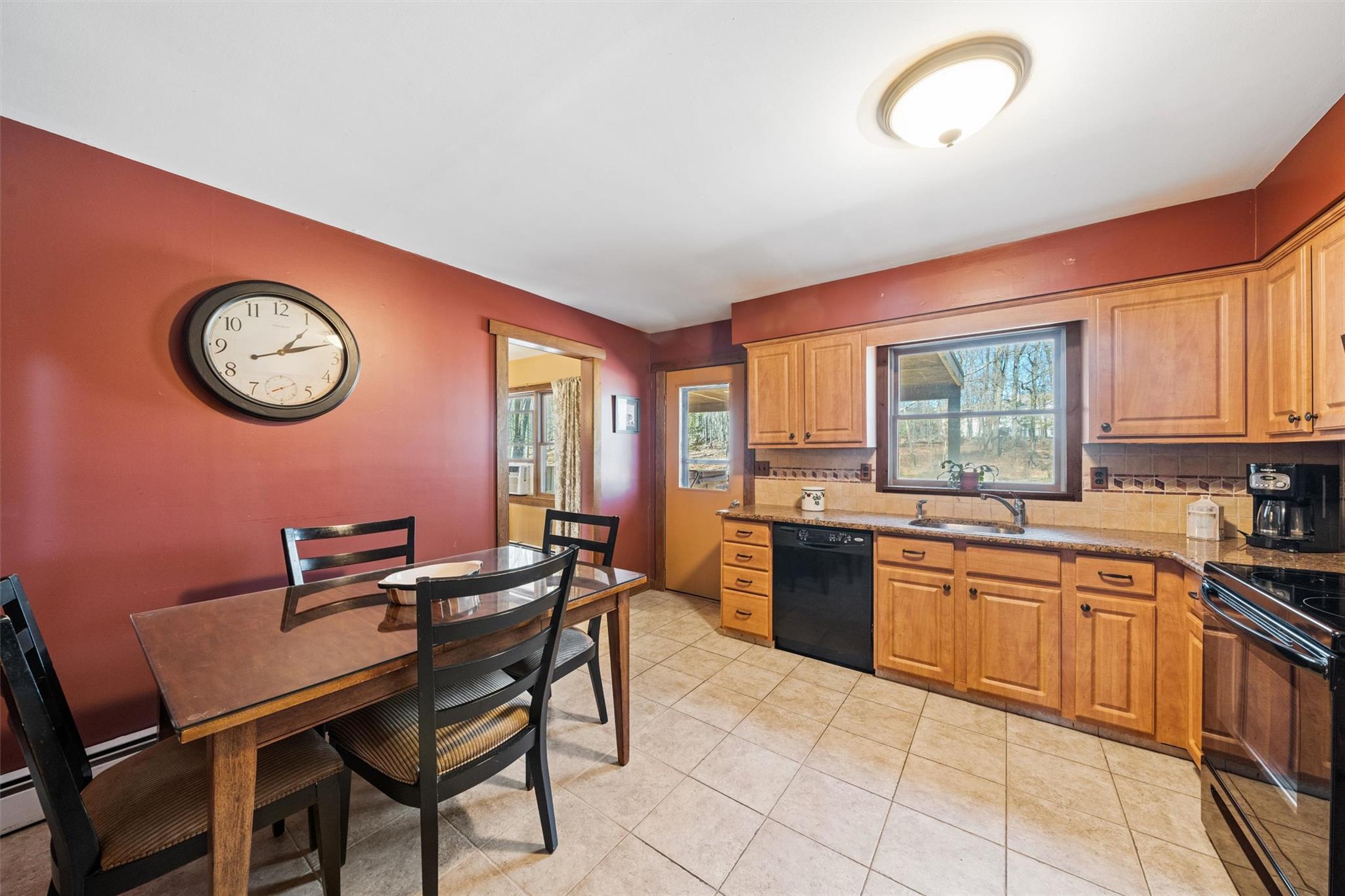 21 Janice Drive, Highland Mills, New York image 9