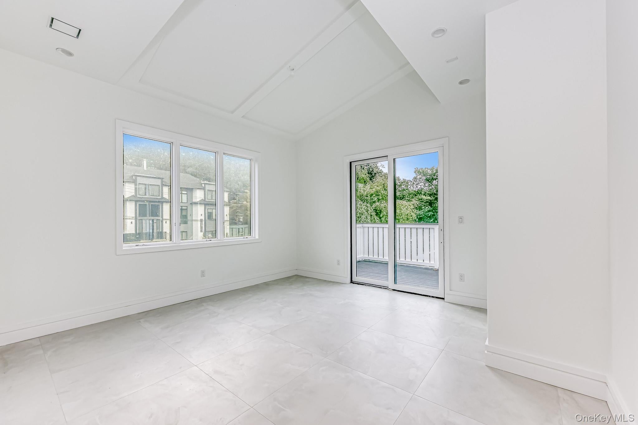 2 Roberts Road 202