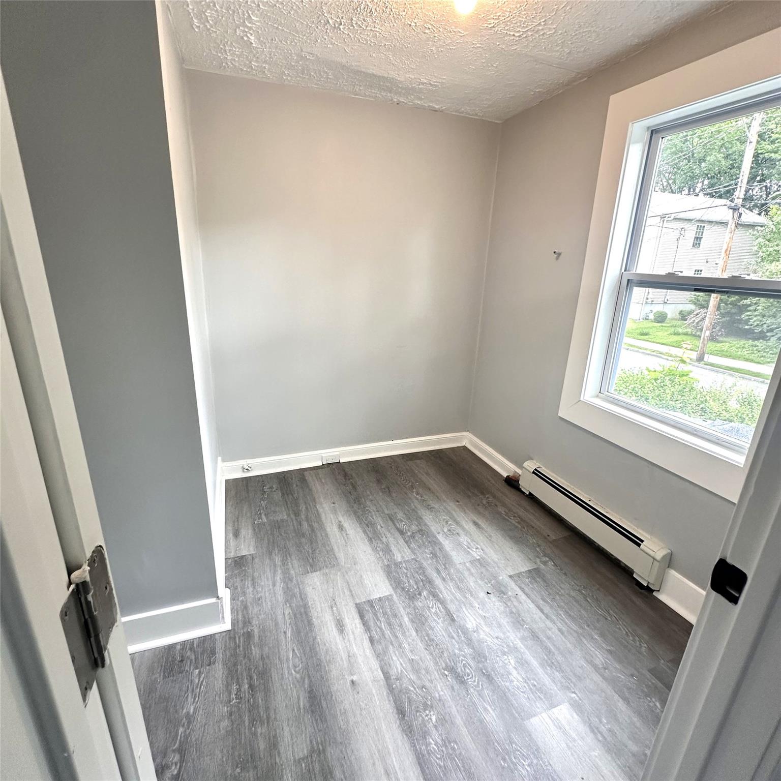 Poughkeepsie, New York 12601, United States, 2 Bedrooms Bedrooms, ,1 BathroomBathrooms,Residential,Active,138666