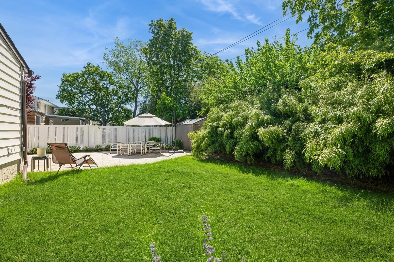 2432 Cadillac Drive, East Meadow, New York image 25