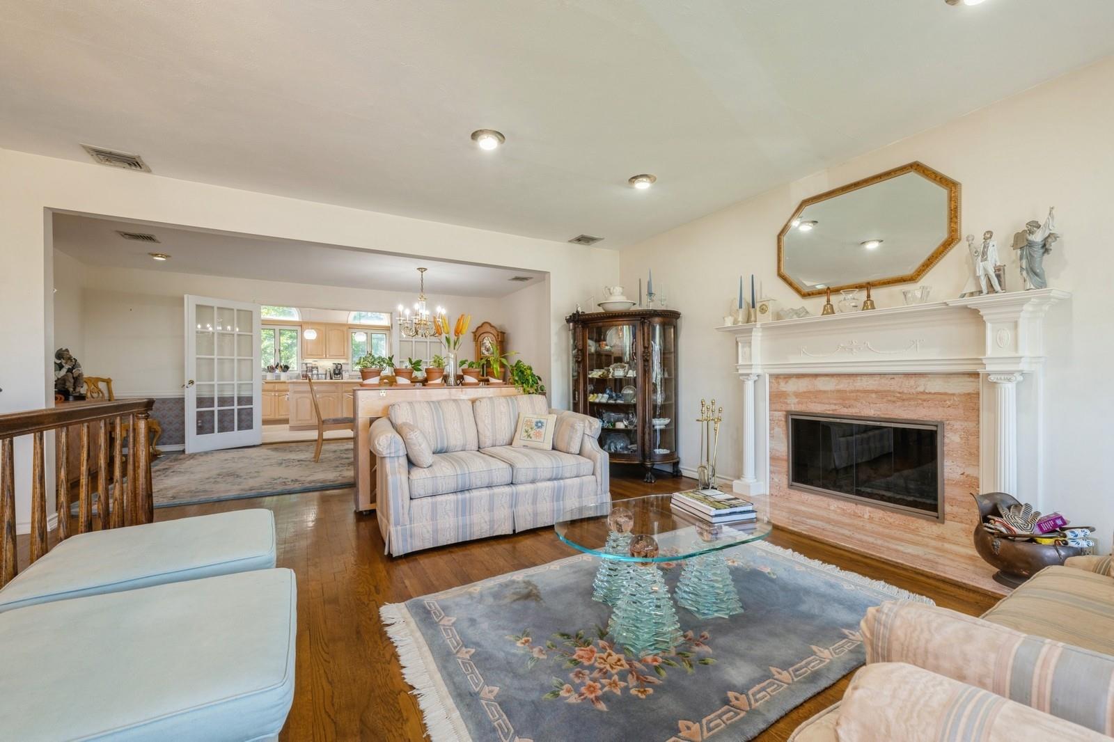 2432 Cadillac Drive, East Meadow, New York image 3